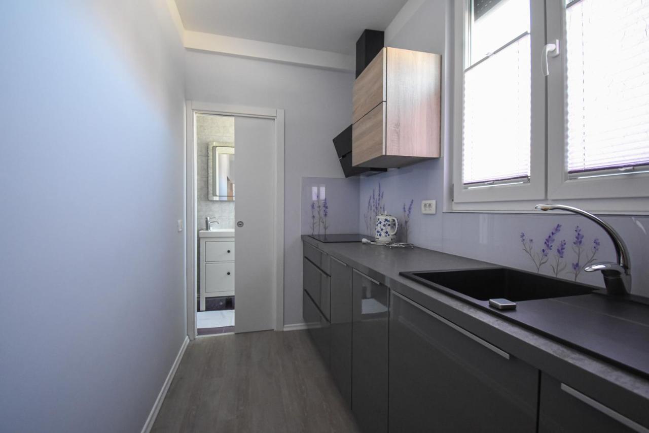 Apartmaji Sobe Zvezda Pobegi Exterior foto