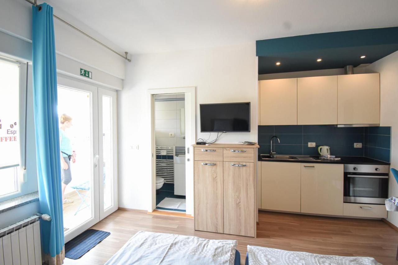 Apartmaji Sobe Zvezda Pobegi Exterior foto