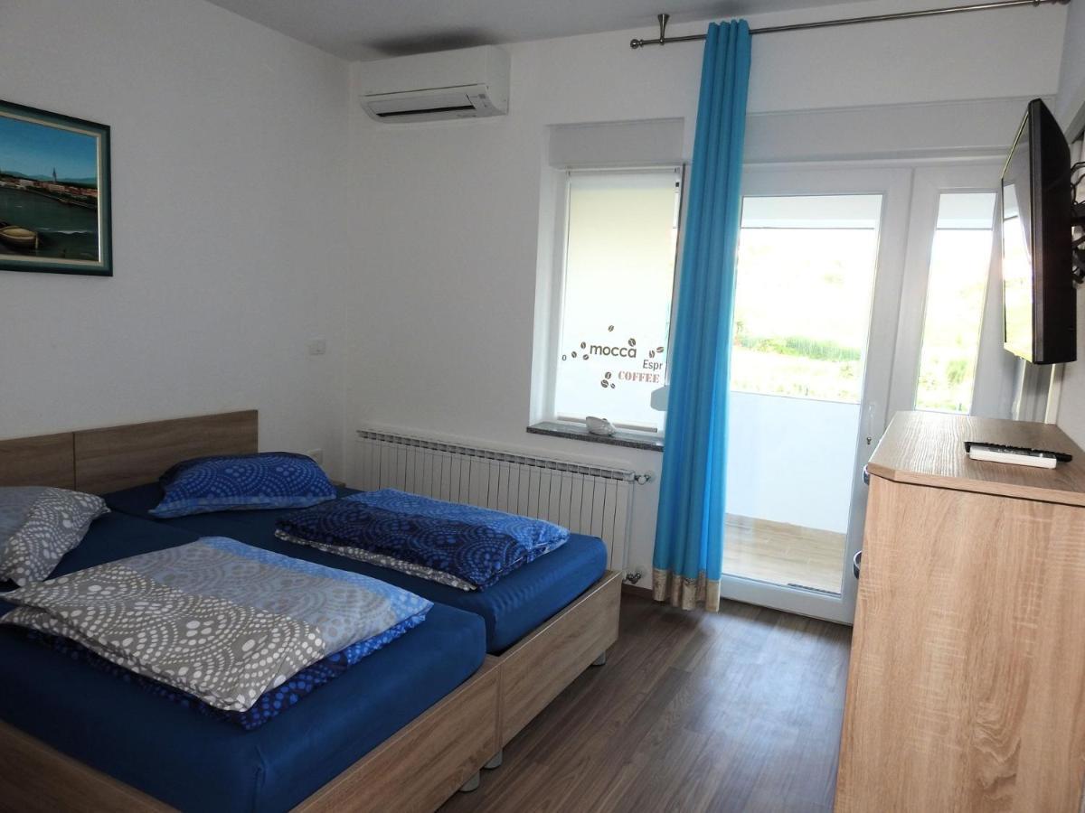 Apartmaji Sobe Zvezda Pobegi Exterior foto