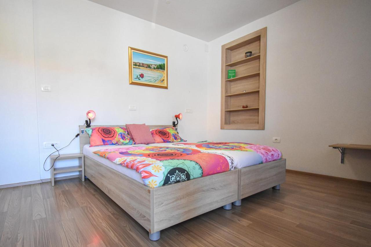 Apartmaji Sobe Zvezda Pobegi Exterior foto